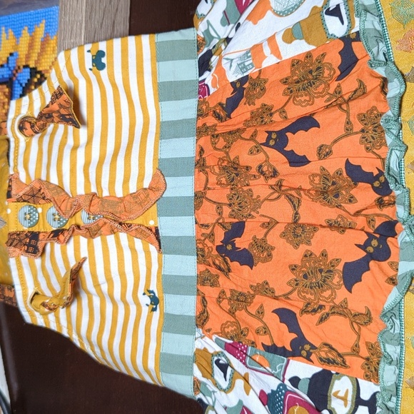 Matilda Jane Choose Your Own Path Halloween Trick Or Treat Knot Top Girls Size 2 - Picture 4 of 6